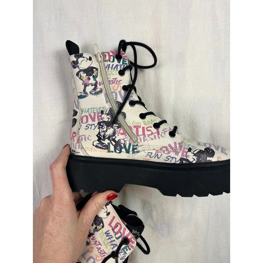 NWOT Zara Kids Disney 100 Mickey Mouse Graffiti Combat Boots White Size‎ 33